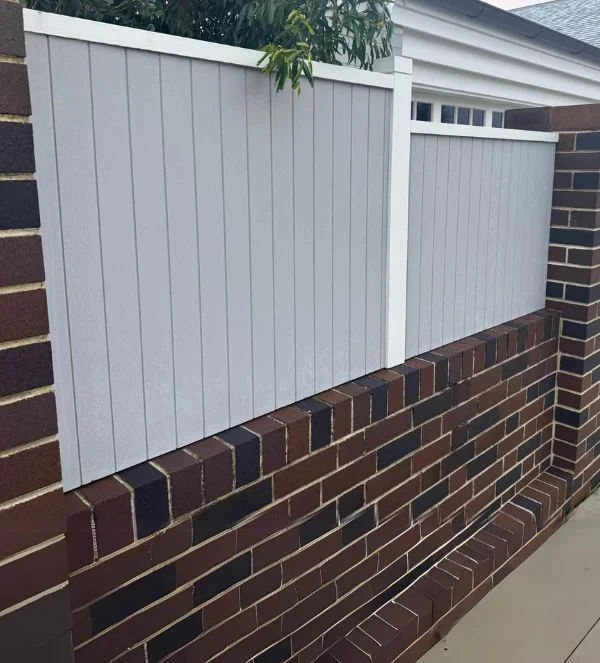 Custom timber fence installation by professional carpenter Sydney for privacy, security, and street appeal